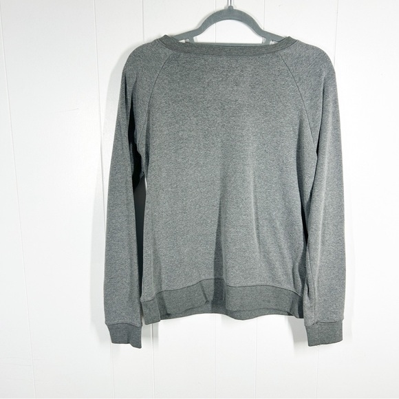 More Issues Than Vogue Graphic Long Sleeve Gray Sweatshirt Medium - Picture 2 of 6